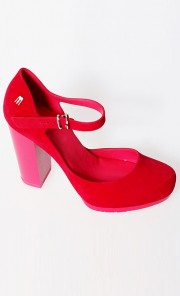 Melissa Kristen III in Pink Flocked