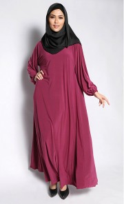 Abeer Jubah in Cayenne Red