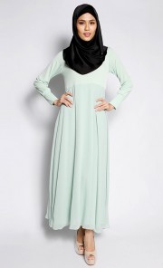 Sara Dress in Hemlock