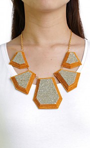 Glitzy Geometric Plate Necklace in Brown