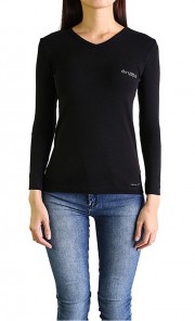 The Magnolia Vee T-Shirt in Black