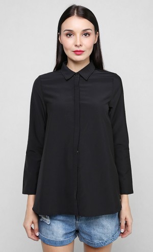 Thin Placket Shirt in Black