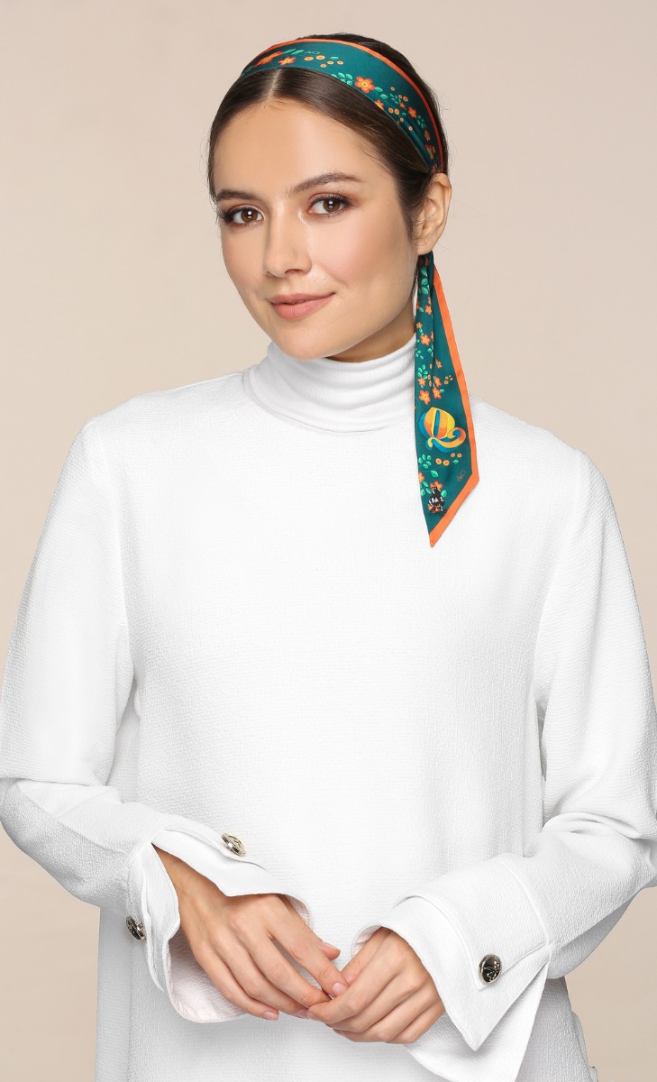 The Alphabet Twilly -Q