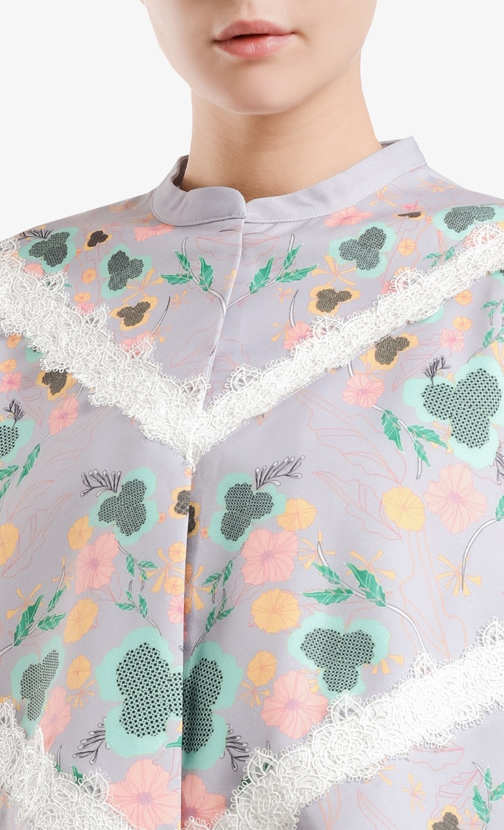 Kimora Loose Kebaya Set In Grey image 2