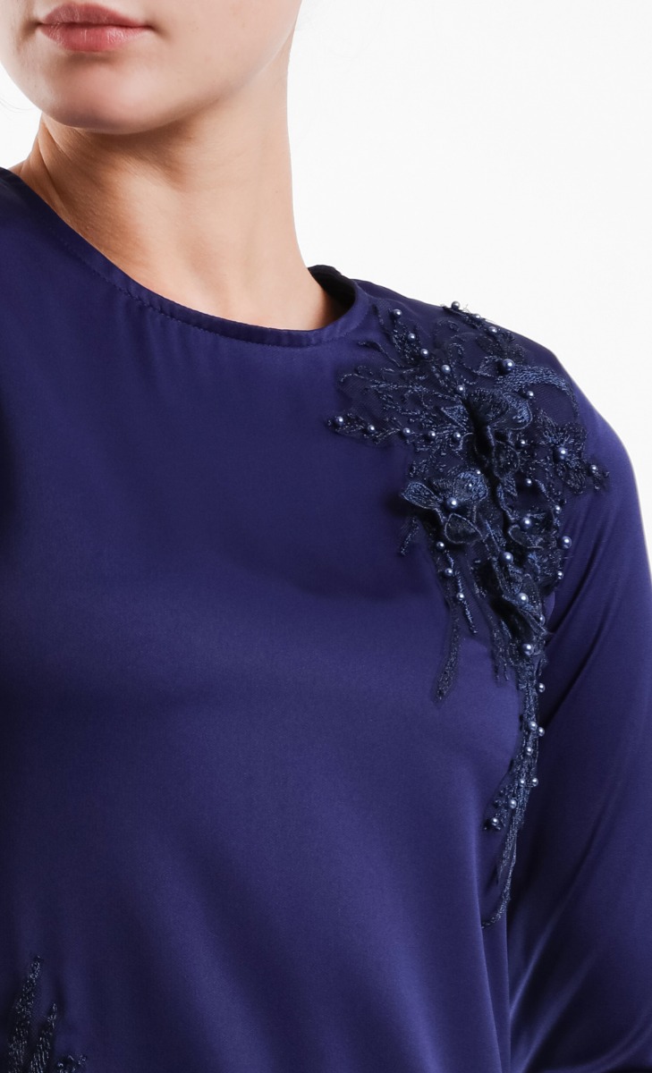 Cassia Kurung Set in Moonlight Blue image 2