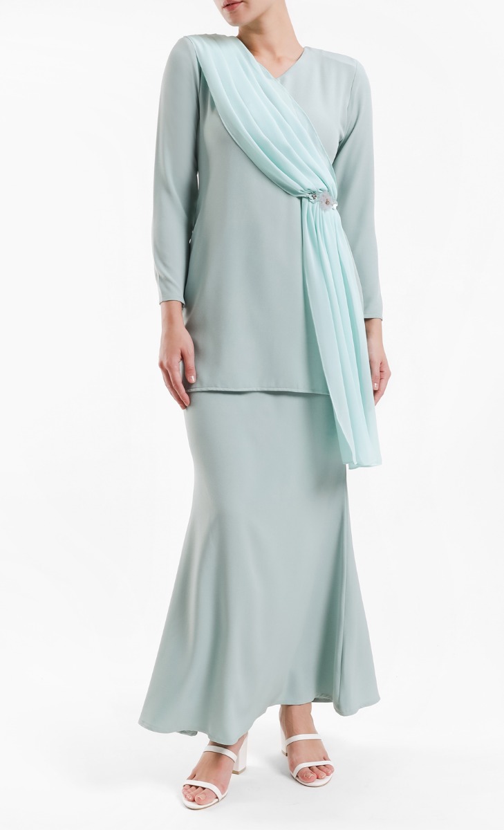 Geranium Kurung Set in Mint Green