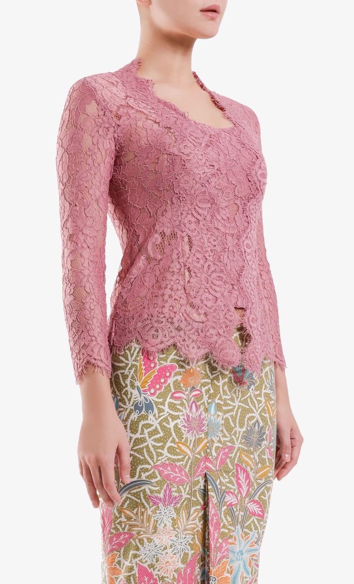 Lace Kebaya Top in Dusty Pink | FashionValet