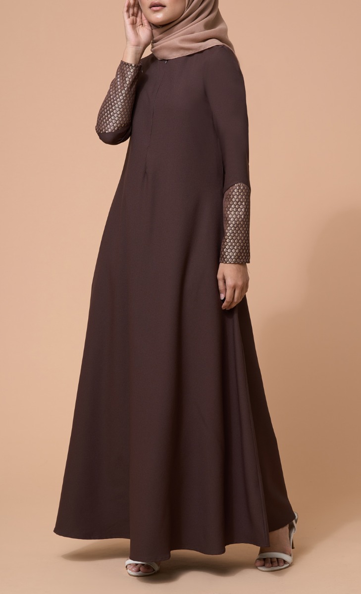 Baheera Dress in Mink Brown