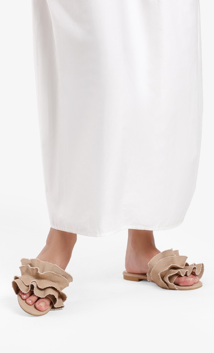 You’ve Got Ruffled Sandals In Khaki image 2