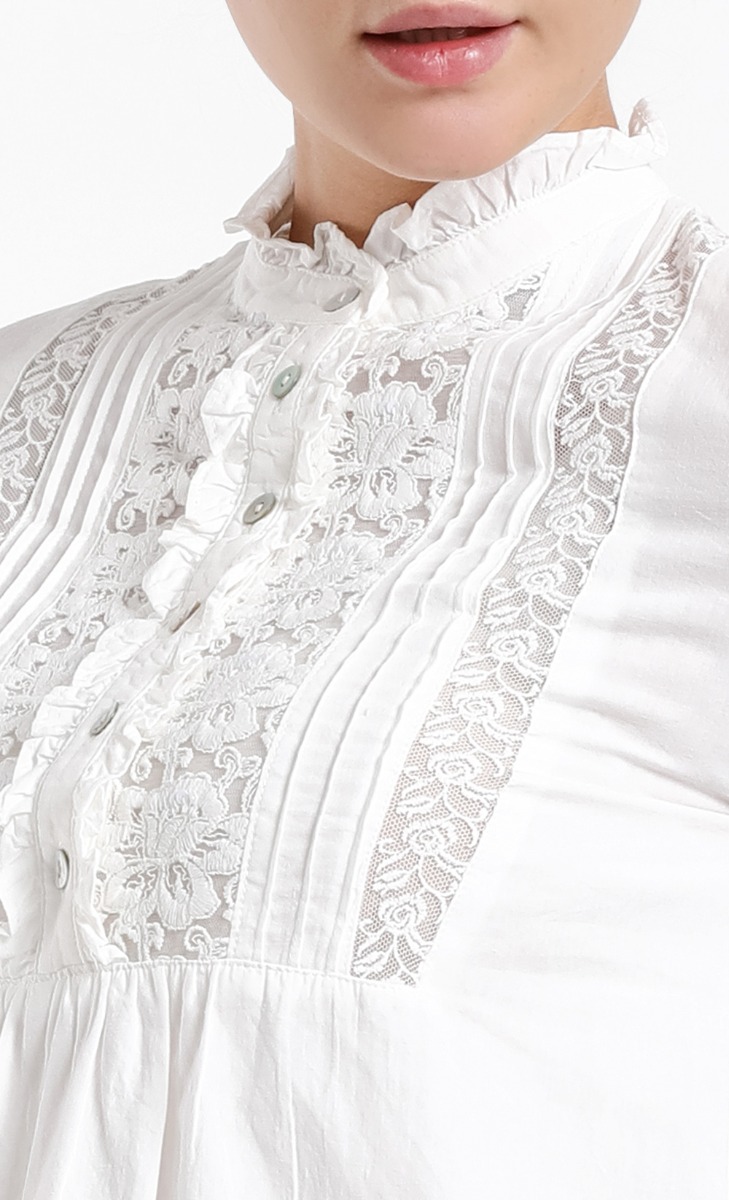 Wisteria Top in Ivory image 2