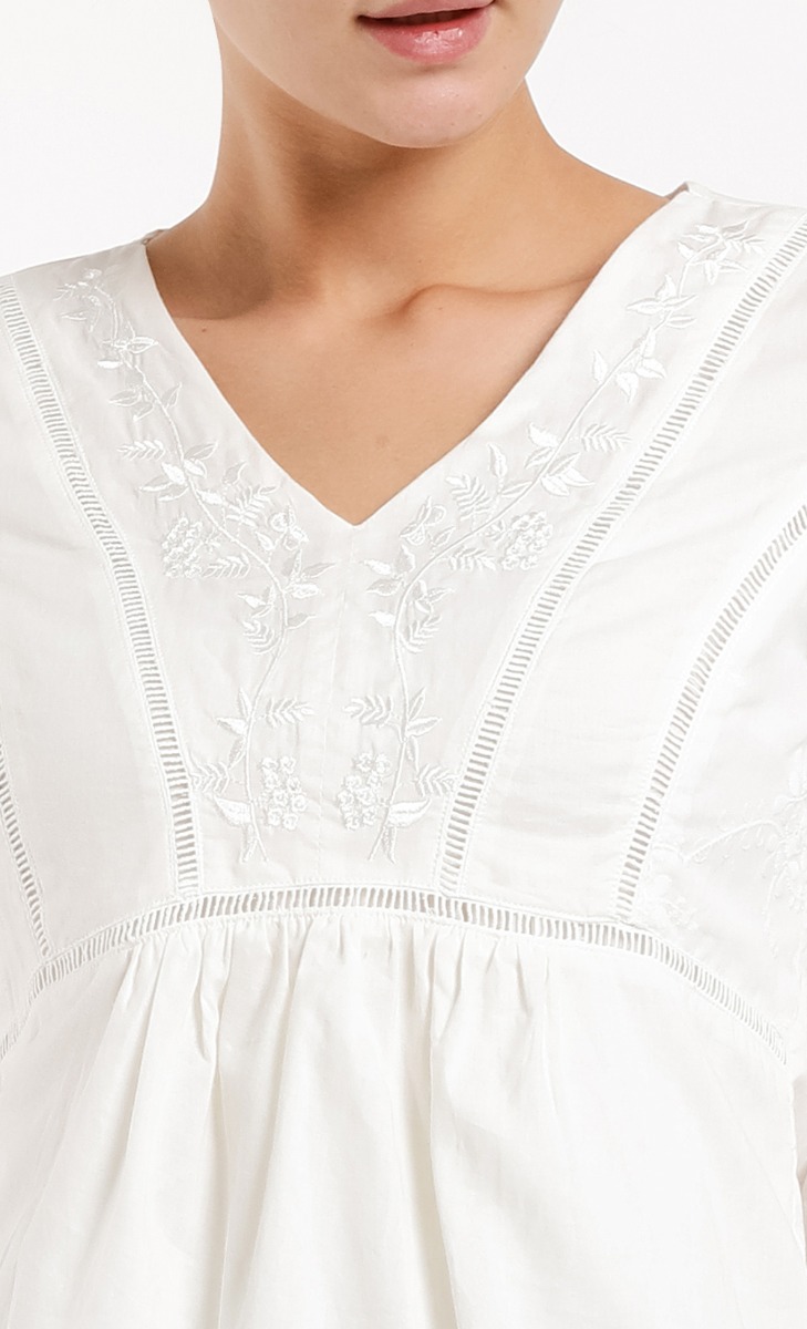 Neith Top in Ivory image 2