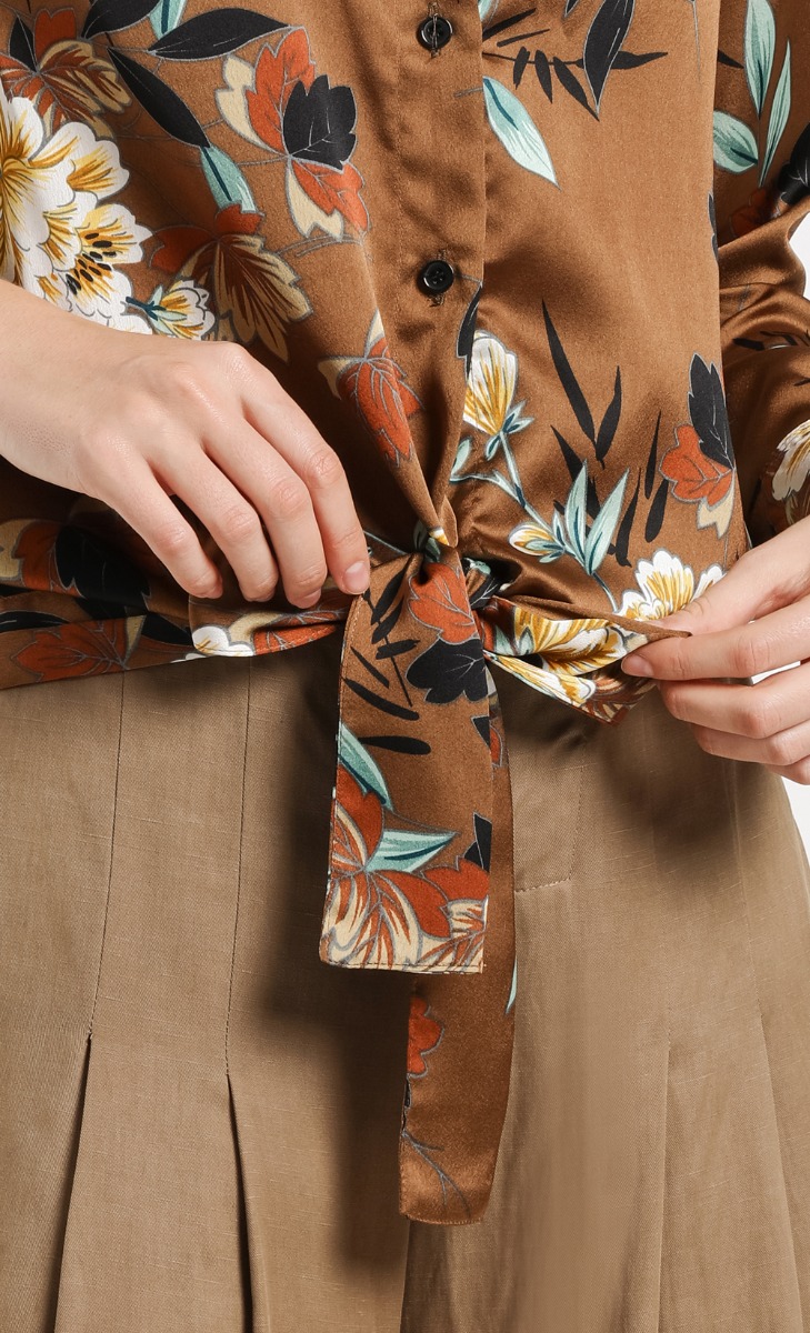 Paloma Top in Brown image 2