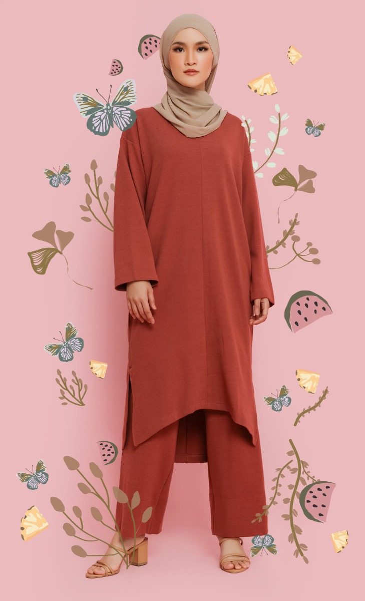 Ribbed Tunic Top in Rose Pink