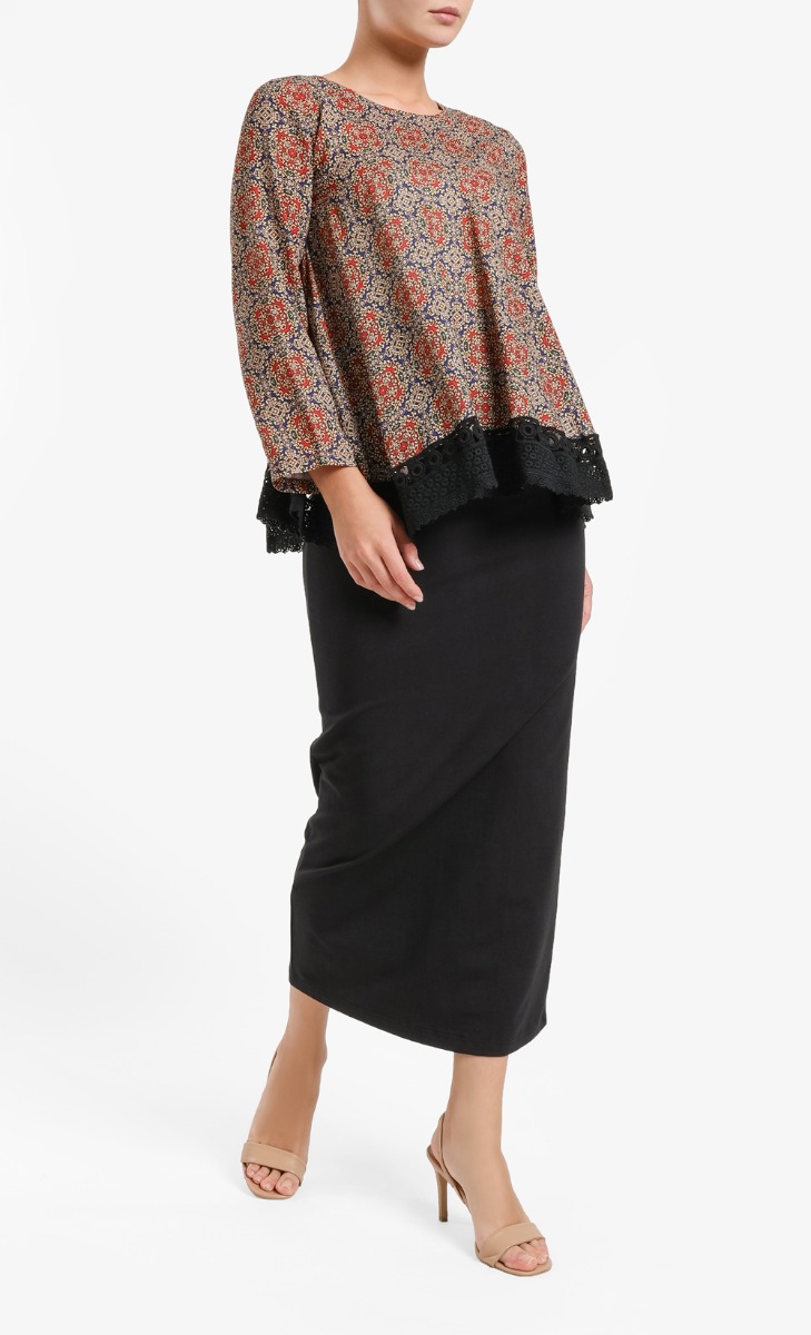 Kaira Doll Top in Multi