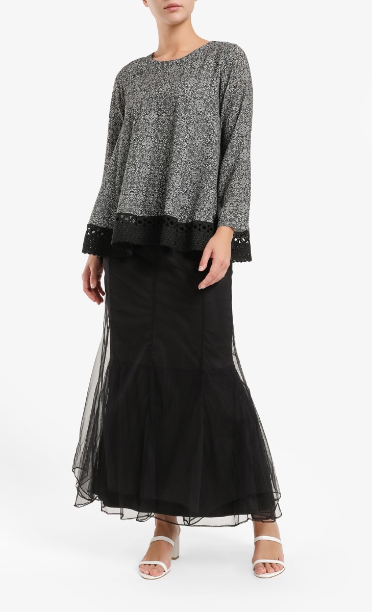 Kaira Doll Top in Shadow Black