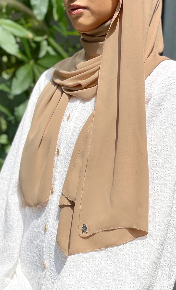 Chiffon Crepe Shawl with nanotechnology in Caramel Drizzle