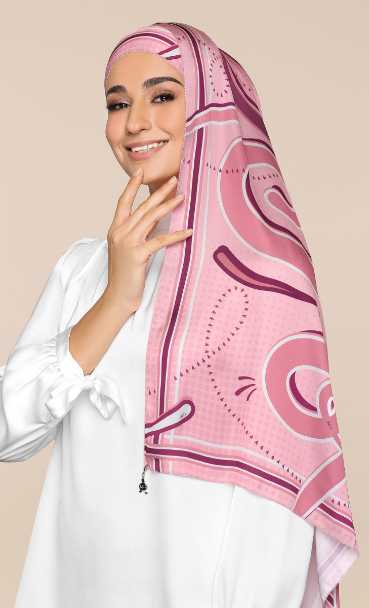You Got This Shawl in Pink