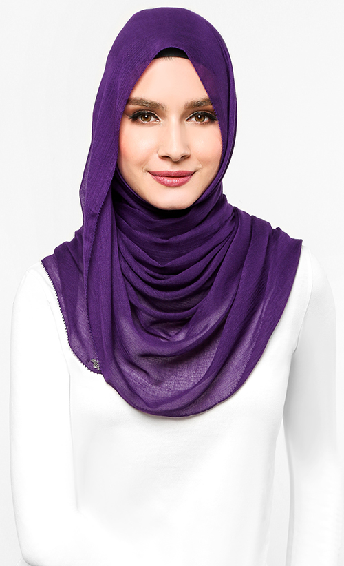 Fluff Scarf in Grape Juice