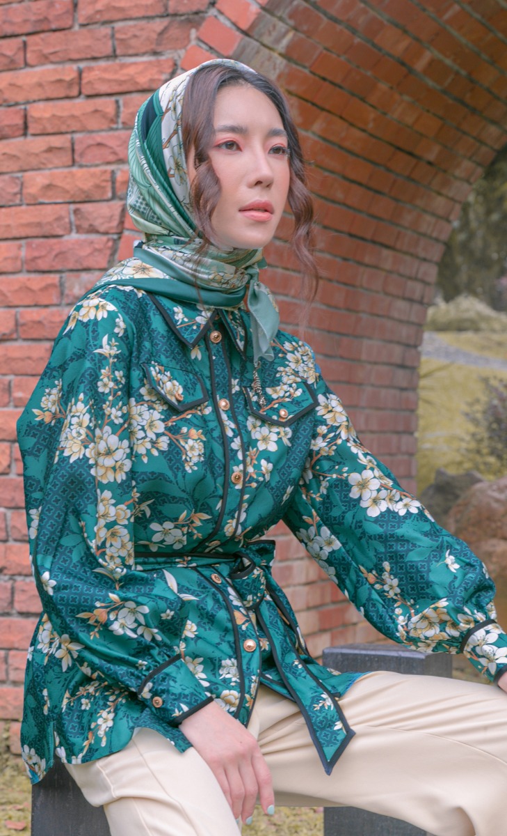 The Seoul Edit Se-ri Top in Annyeonghaseyo