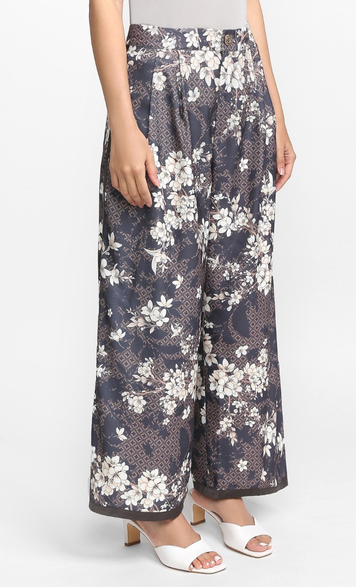 The Seoul Edit Se-ri Pants in Daebak