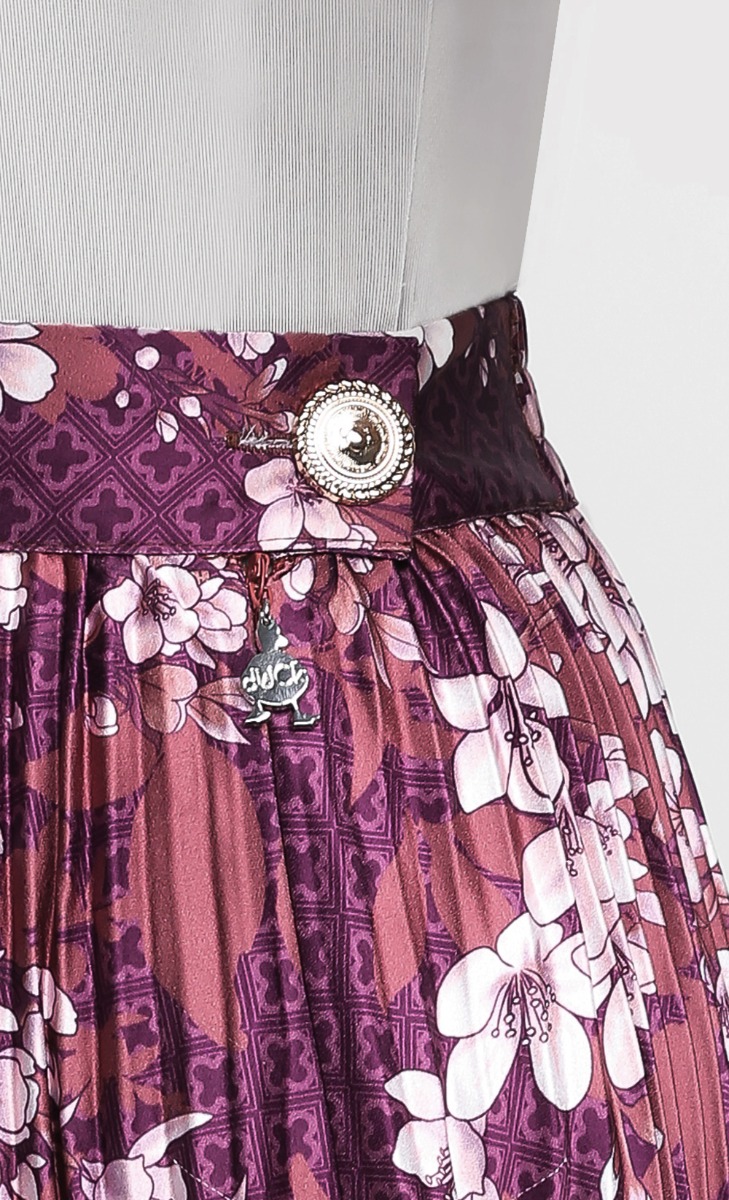 The Seoul Edit Man-wol Skirt in Saranghae image 2