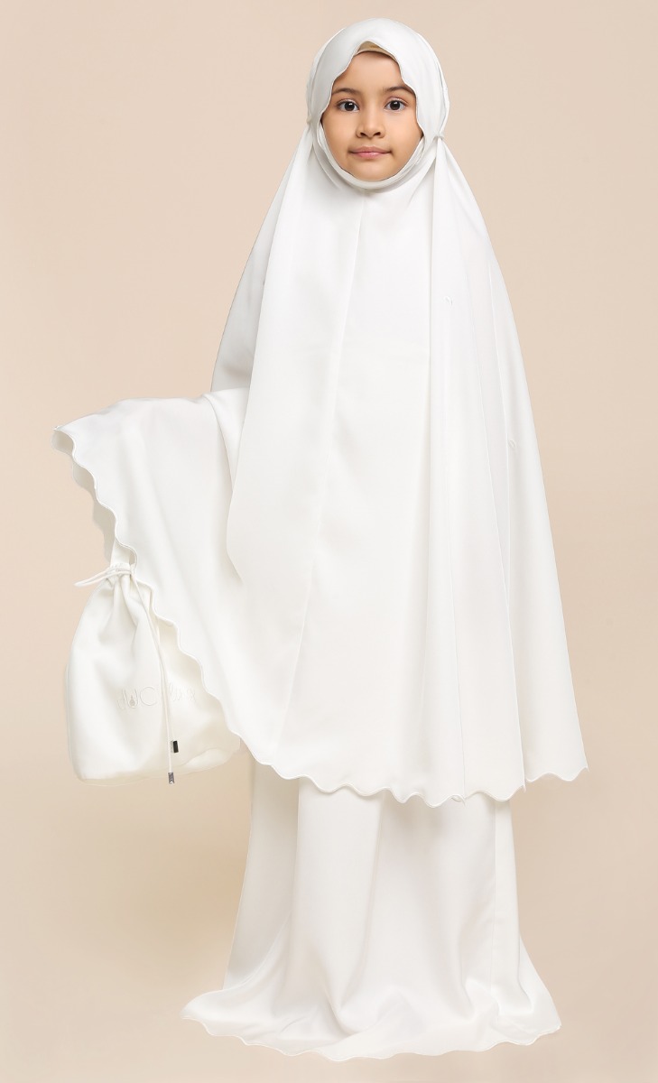 dUCkling Marwa Telekung in Cloud