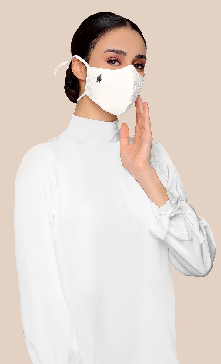 Textured Face Mask (Tie-back) in Vanilla