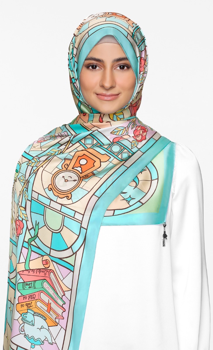 Disney x dUCk - Belle Shawl in Be Our Guest