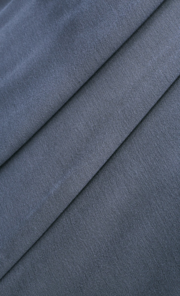 Jersey Shawl with nanotechnology in Evergrey image 2