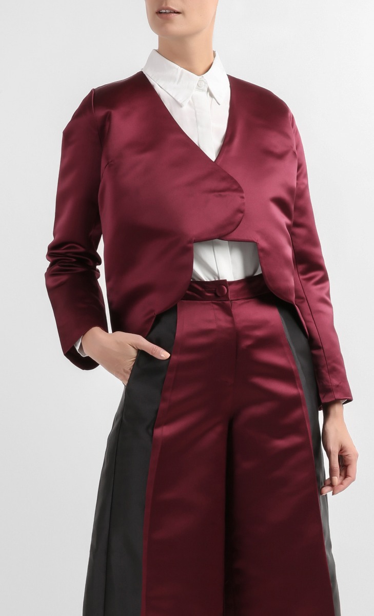 Louise Scalloped Blazer in Wine Red image 2