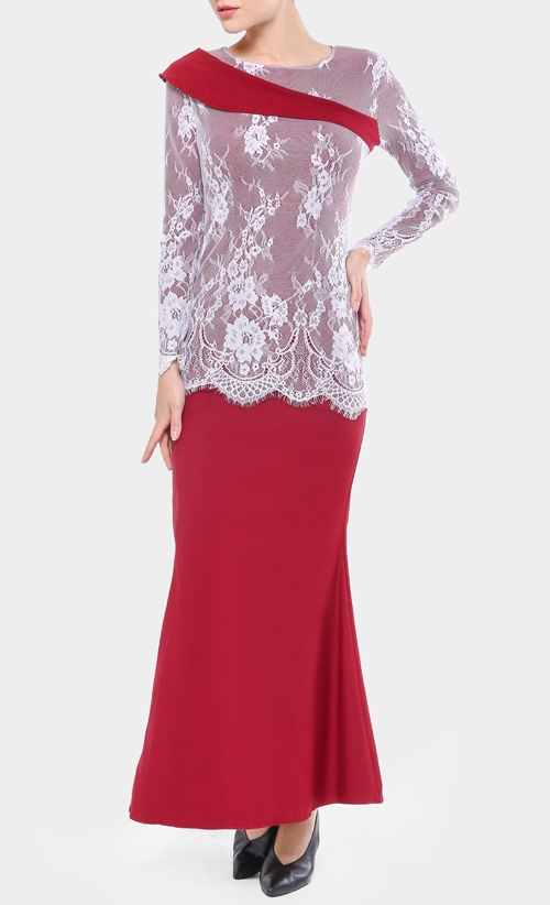 Alisya Kurung Set in Wine