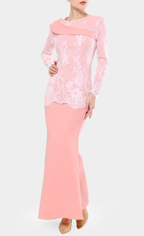 Alisya Kurung Set in Dusty Pink