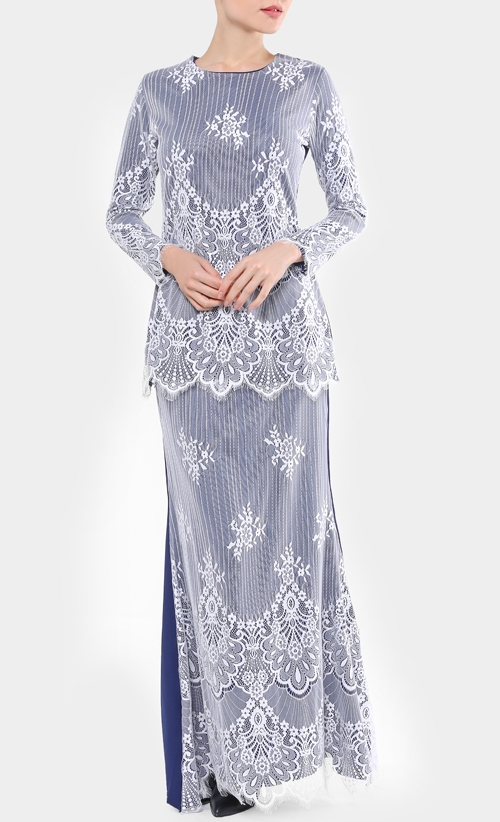 Aatiya Kurung Set in Navy Blue