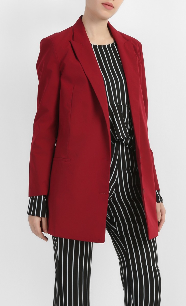 Genevie Blazer in Maroon image 2