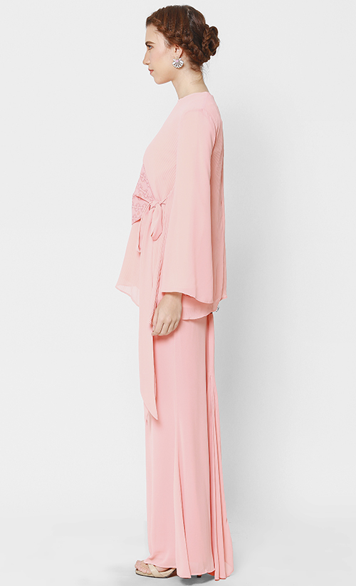 Sarra Pleated Kurung in Peach FashionValet