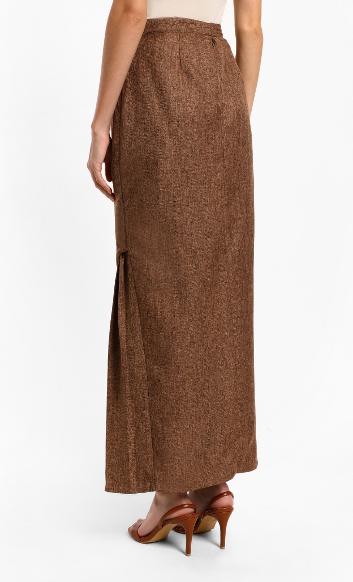 Loop Side Pleated Skirt in Brown image 2