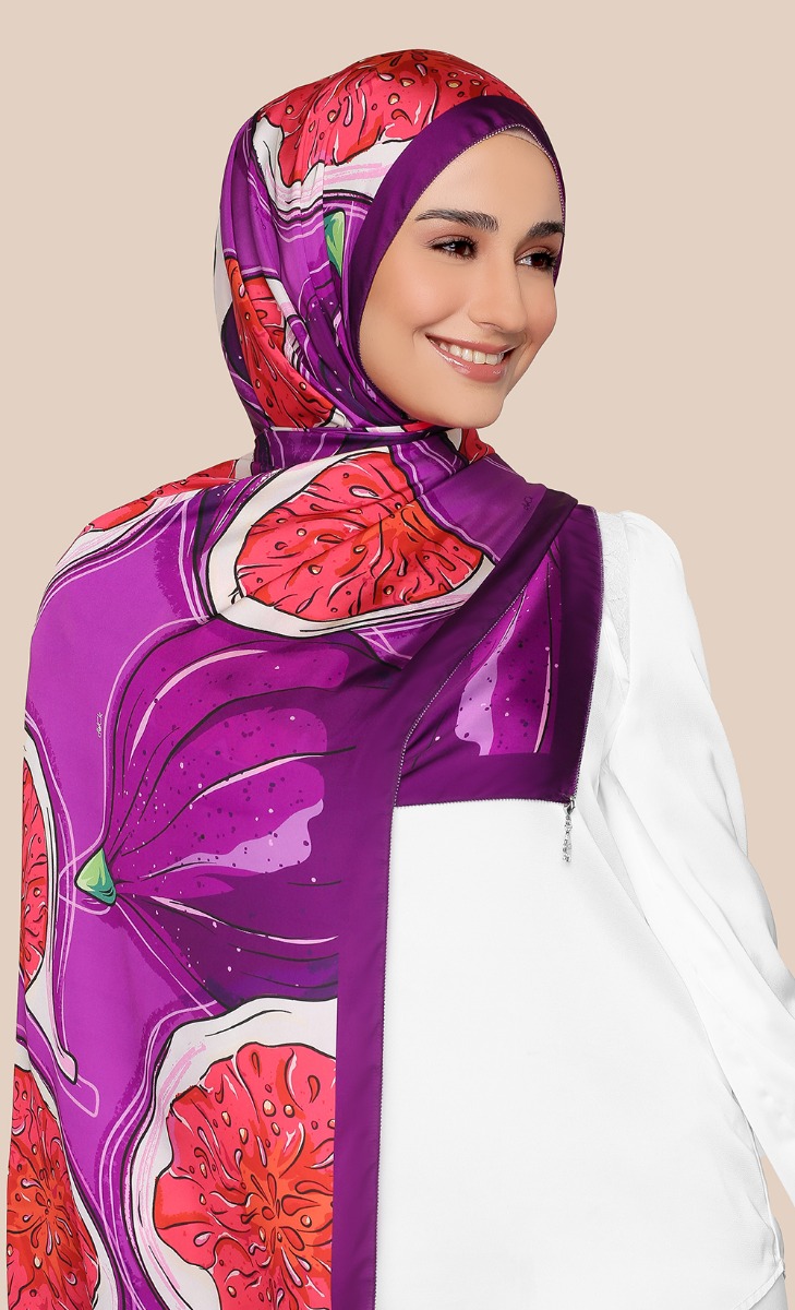 The Fruity dUCk Shawl in Fig