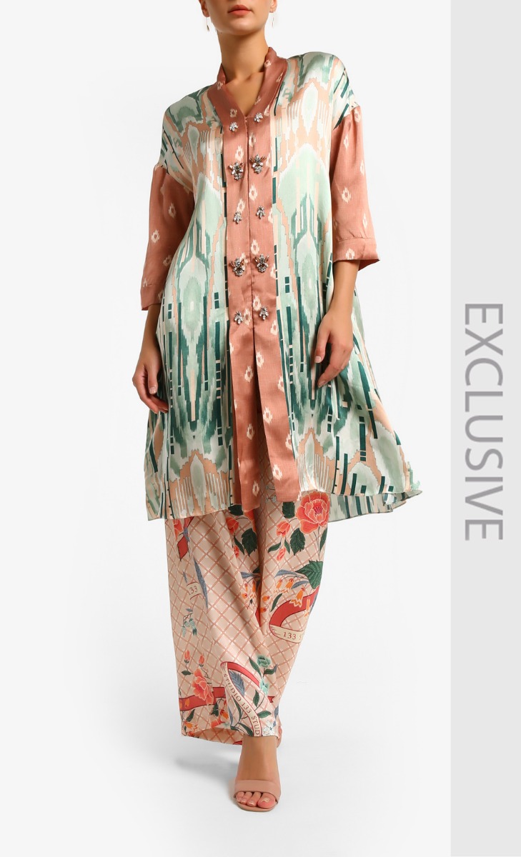  Satin Prin Ikat Uzbek Kebaya Top In Pink Celadon