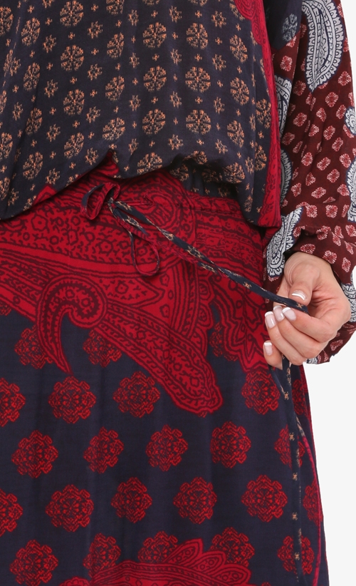 Crepe Print Kaftan in Red II image 2