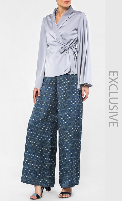 Satin Kawung Tiles Print Palazzo Pants in Navy
