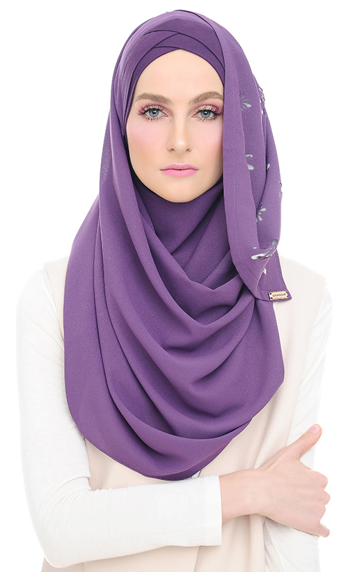 Very Madison Butterfly Instant Shawl in Majestic Violet