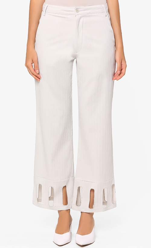 Sammi Trousers in Cream image 2
