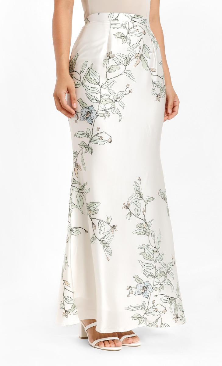 Beth Set in Blue image 2