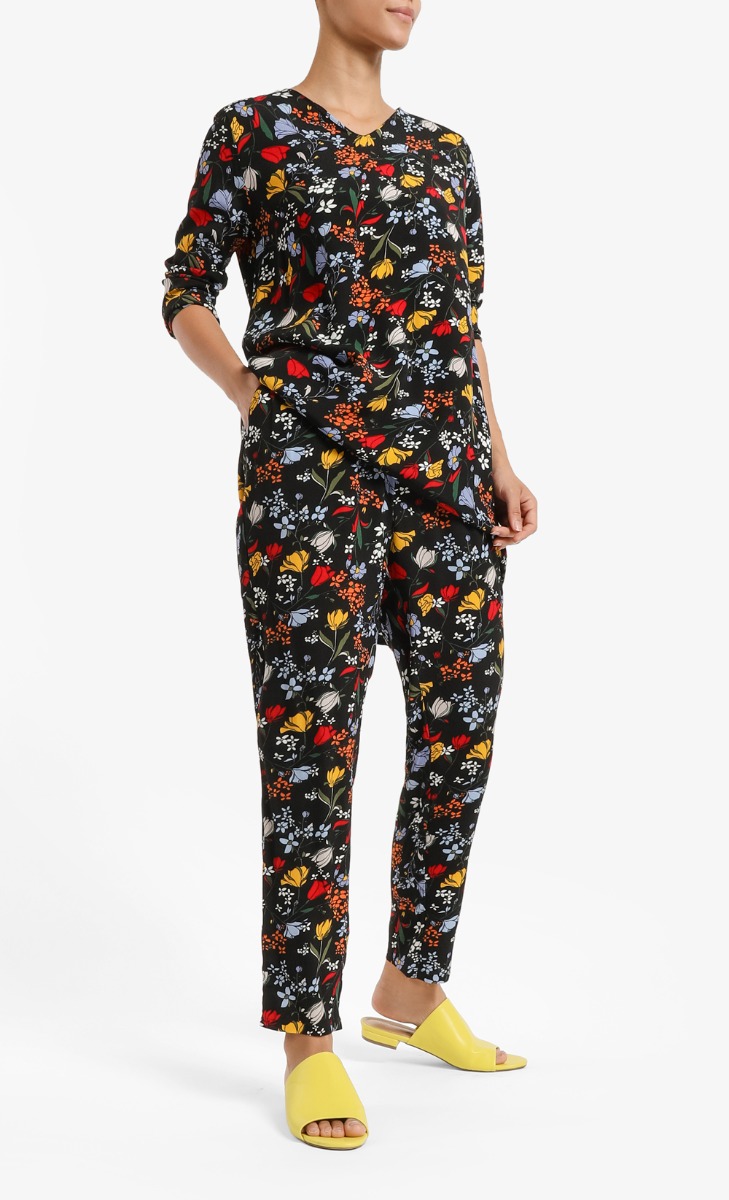 Helena Tapered Pants in Black and Red Floral