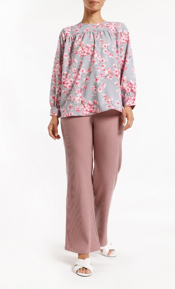 Xyla Straight Cut Pants in Mauve