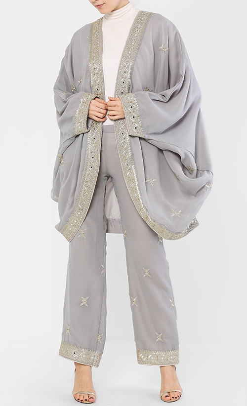 Zeenta Cardigan Set in Light Grey