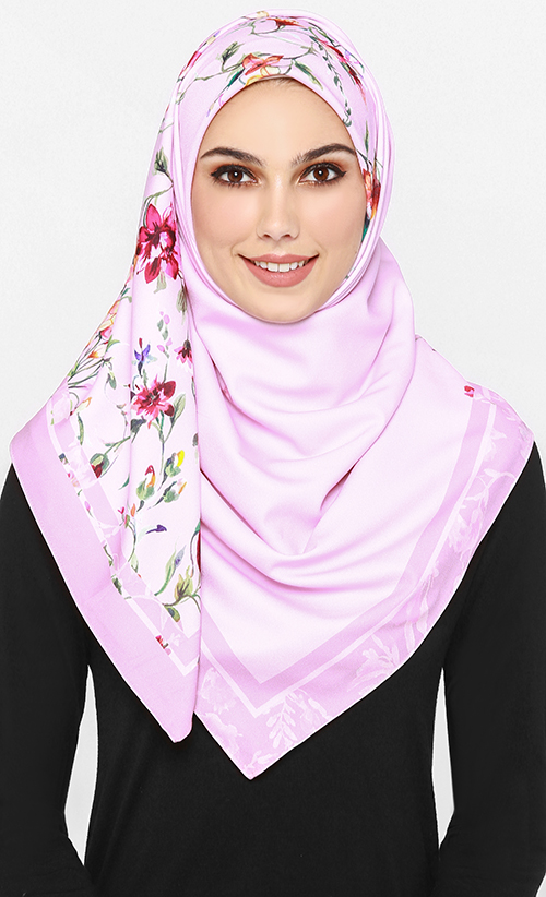 Tya Azaahra Bawal Scarf in Pastel Pink