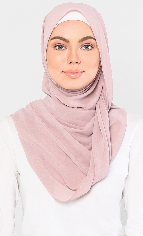 Crepe Shawl	 in Rutabaga