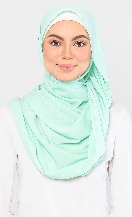 Crepe Shawl	 in Mint Green