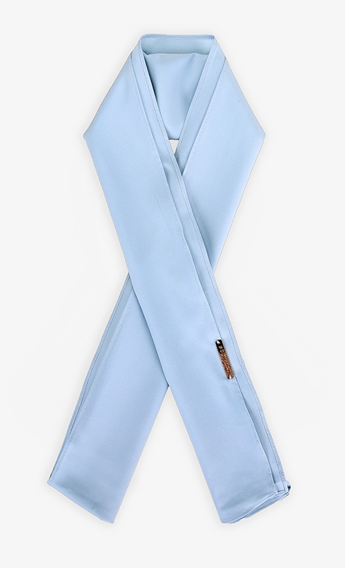 Light Crepe Shawl in Bit of Blue image 2